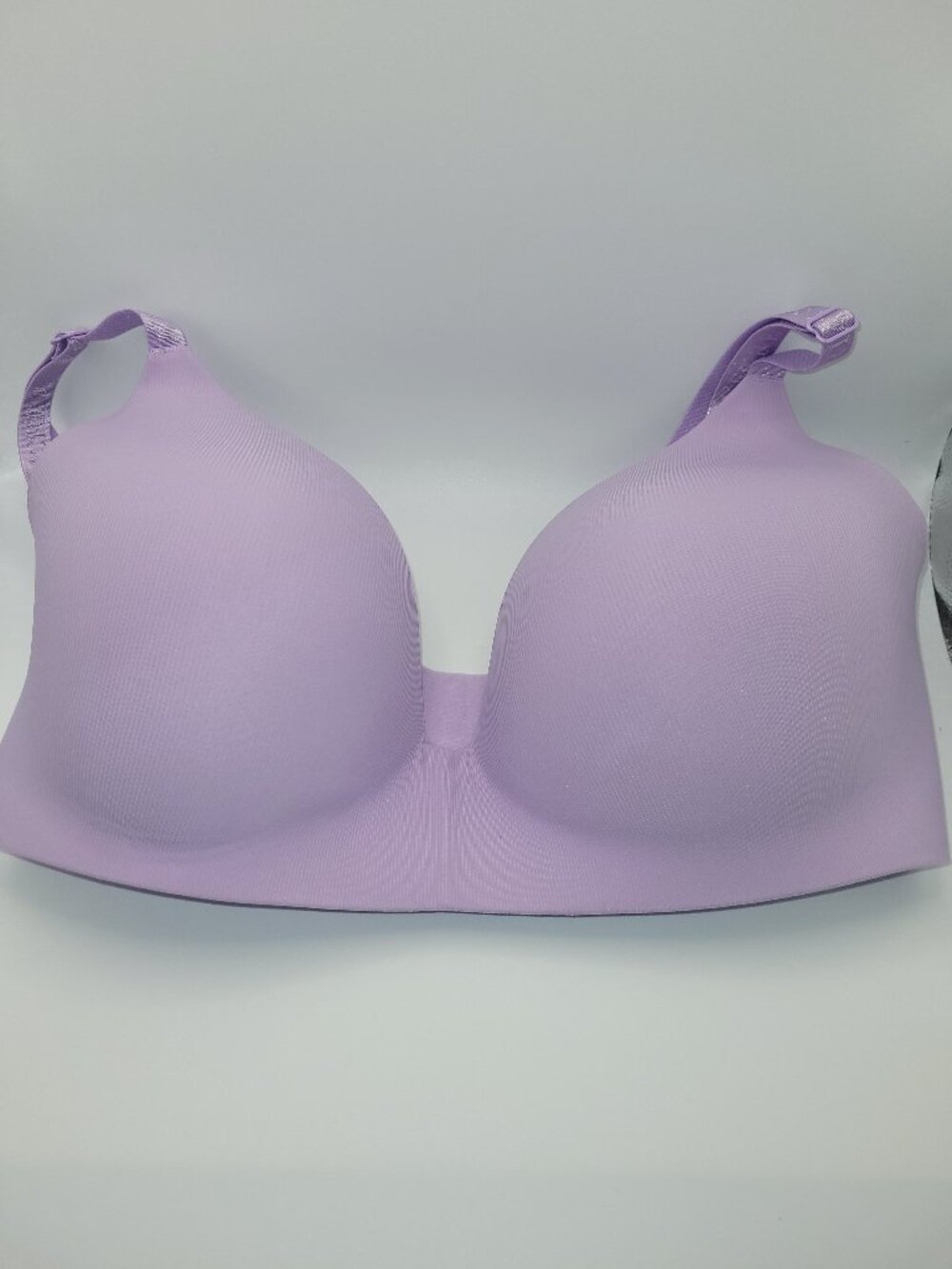 VICTORIA’S SECRET Size 34DDD T-Shirt Lightly Lined Wireless No Wire Bra 34DDD